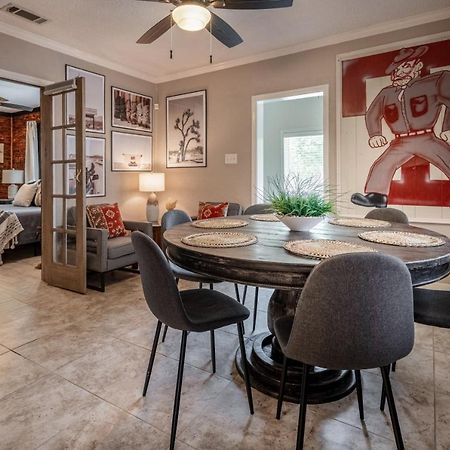 Ol Sarge Retreat Outdoor Amenities Cozy Charm Villa Bryan Luaran gambar
