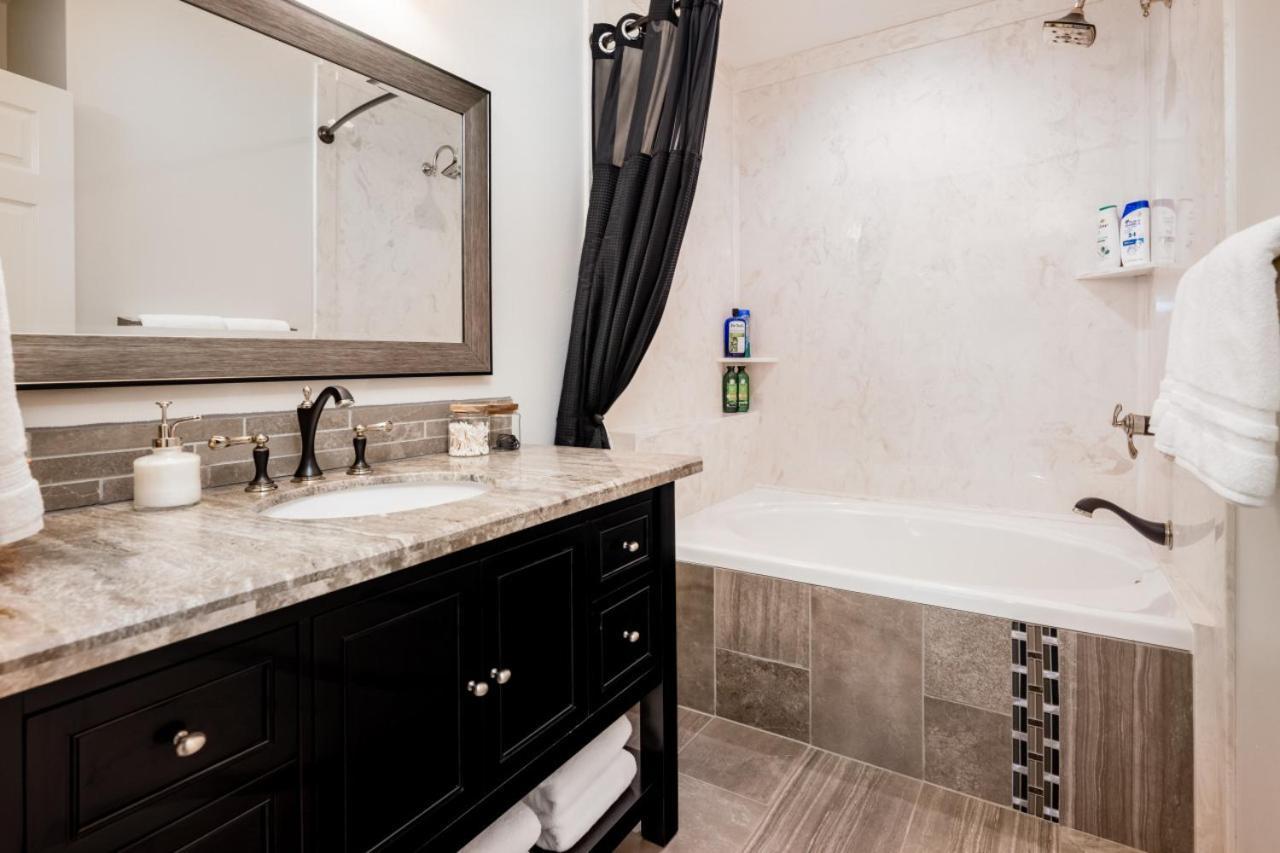 Ol Sarge Retreat Outdoor Amenities Cozy Charm Villa Bryan Luaran gambar